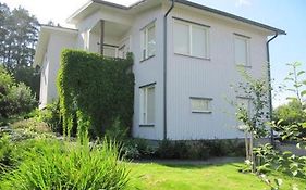 Kotoisa Parkkipaikallinen Kaksio Kangasalan Keskustassa